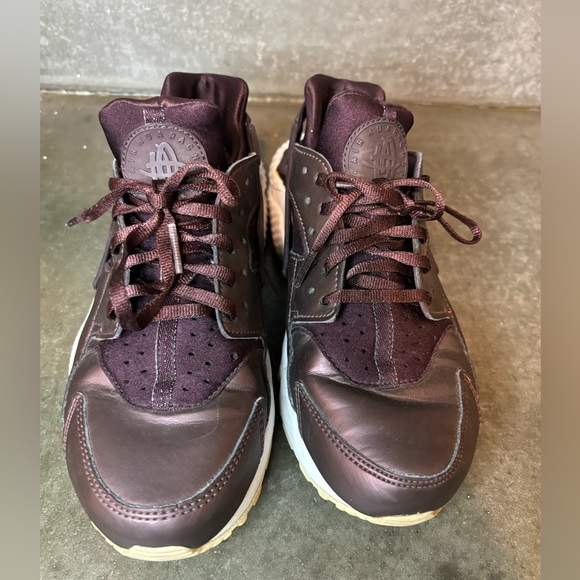 Nike Air Huarache Run Metallic Mahogany Athletic Shoes Size Women’s 8 - Picture 7 of 12